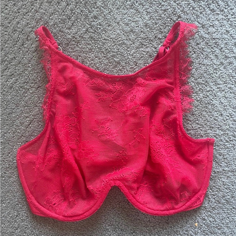 NWT Victoria’s Secret Chantilly High Neck Floral Sheer Lace Bralette 32DD